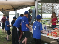 Click to view 2010 Lightning Fishing Tournament 199.JPG